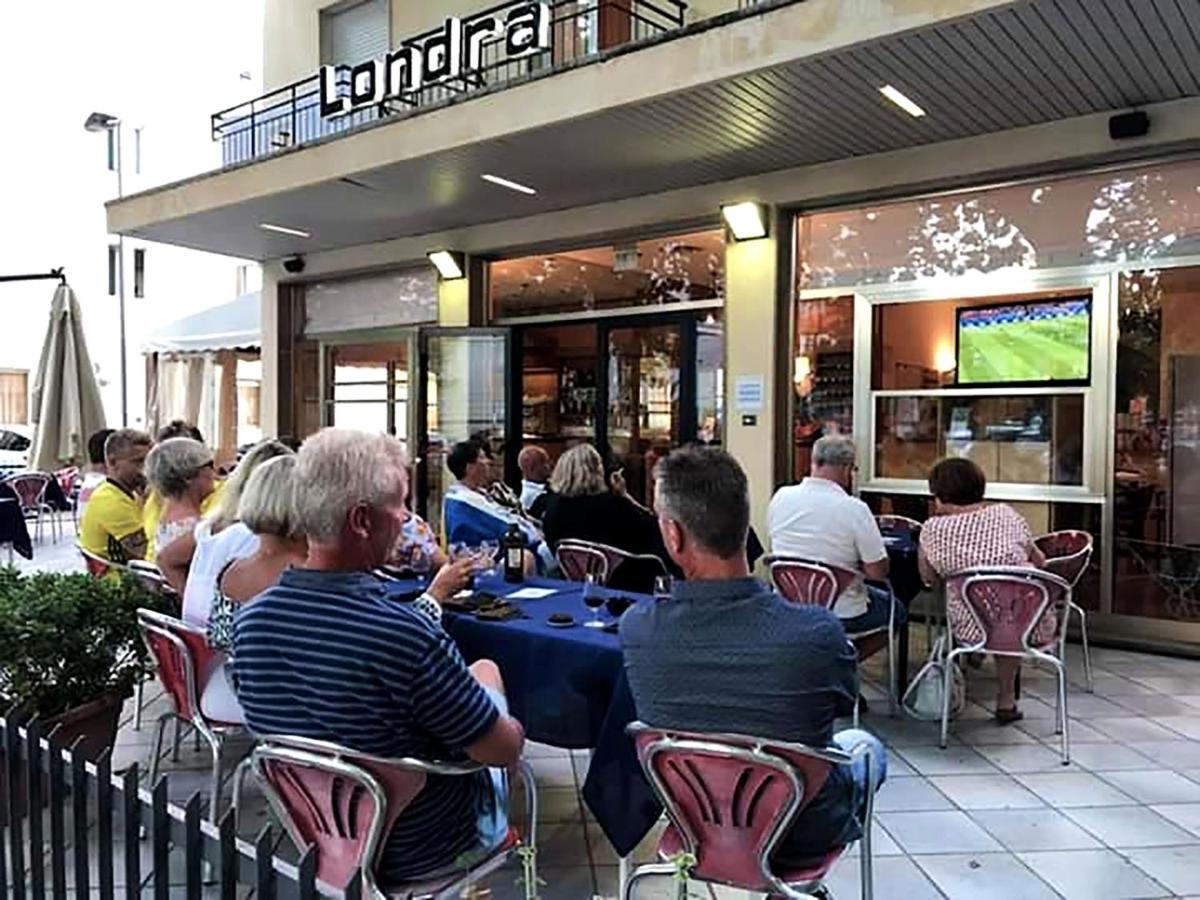 隆德拉酒店 里米尼 外观 照片